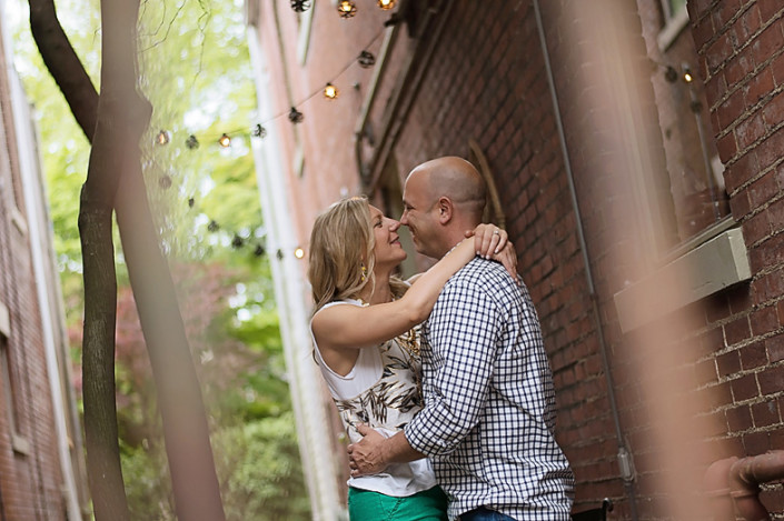 engagement photography louisville urban relaxed